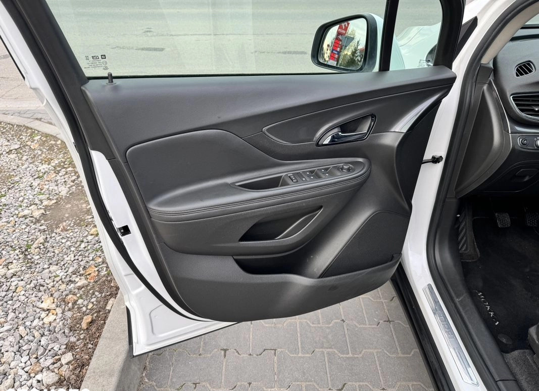 Opel Mokka cena 53900 przebieg: 190000, rok produkcji 2017 z Mieszkowice małe 781